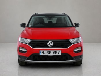 Used Volkswagen T-Roc 2018 for sale - 79141900: Photo