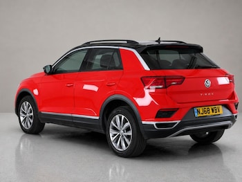 Used Volkswagen T-Roc 2018 for sale - 79141900: Photo