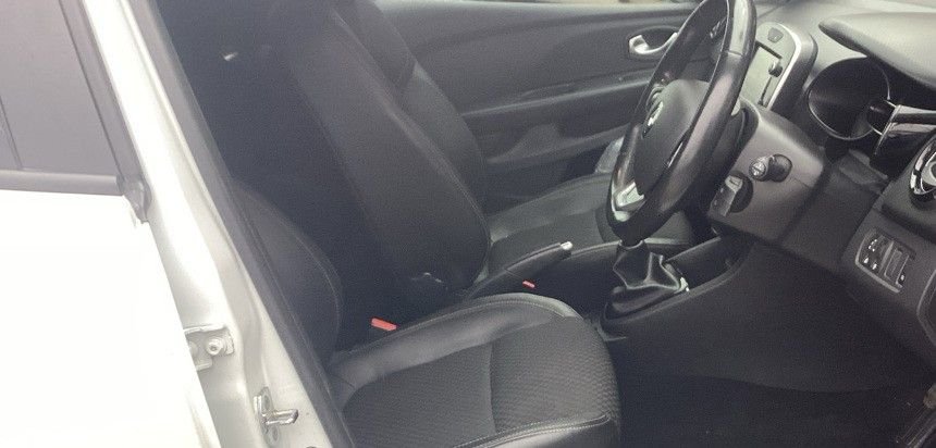 Used Renault Clio 2018 for sale - 77464208: Photo 8