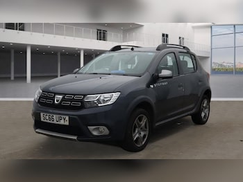 Used Dacia Sandero Stepway 2017 for sale - 77153643: Photo
