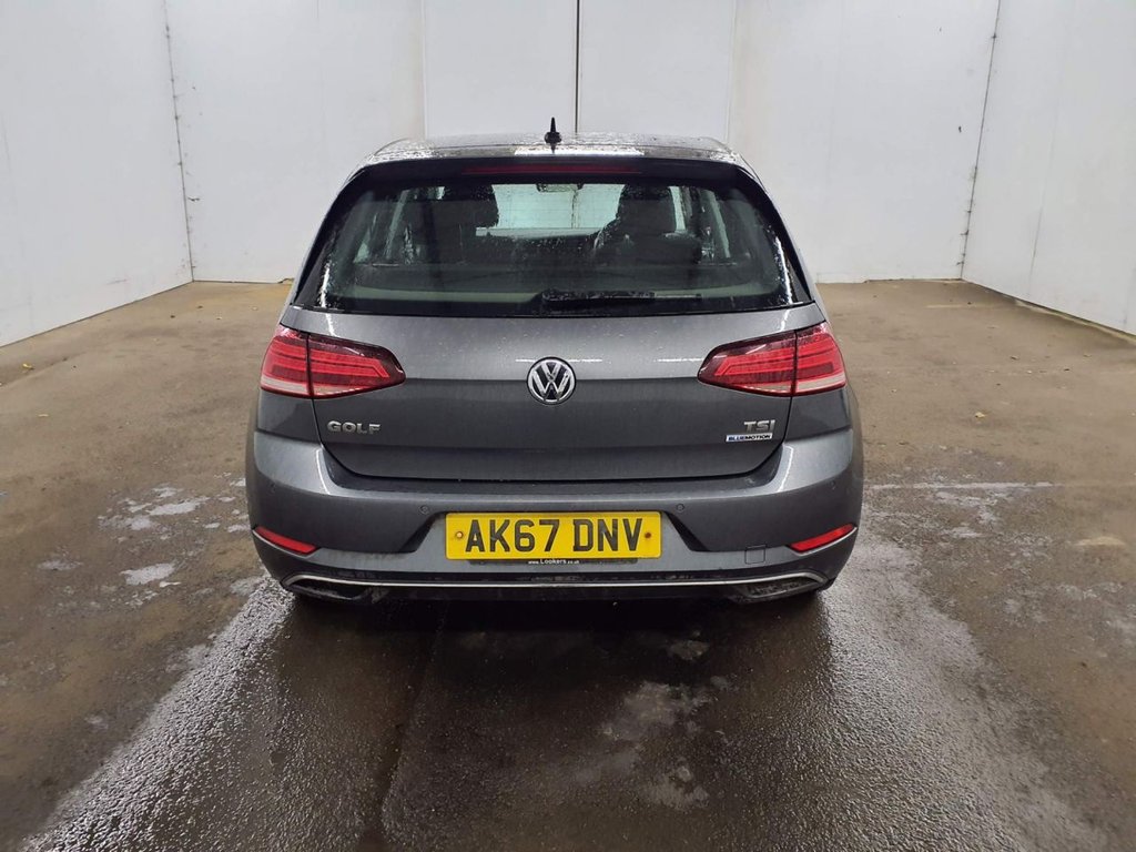 Used Volkswagen Golf 2017 for sale - 77356123: Photo 6