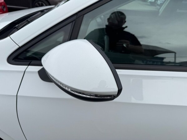 Used Volkswagen Golf 2021 for sale - 75242432: Photo 35