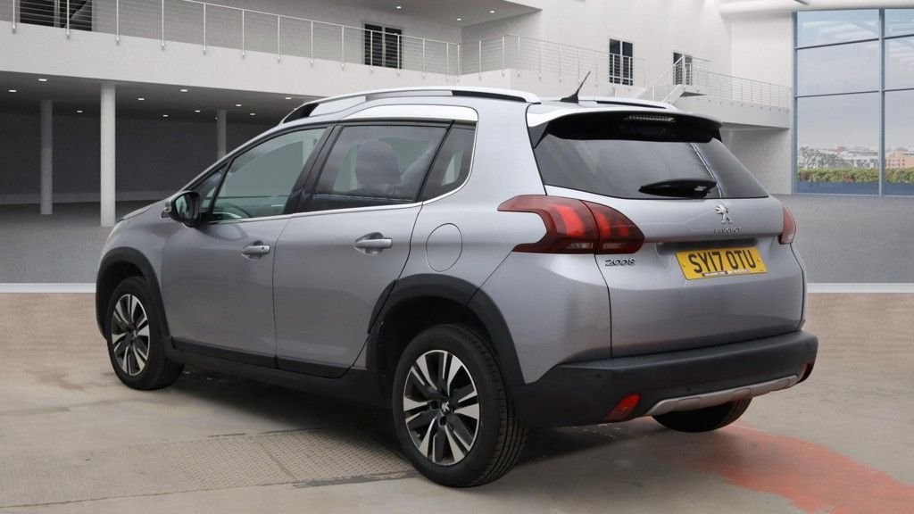 Used Peugeot 2008 2017 for sale - 77765558: Photo 3