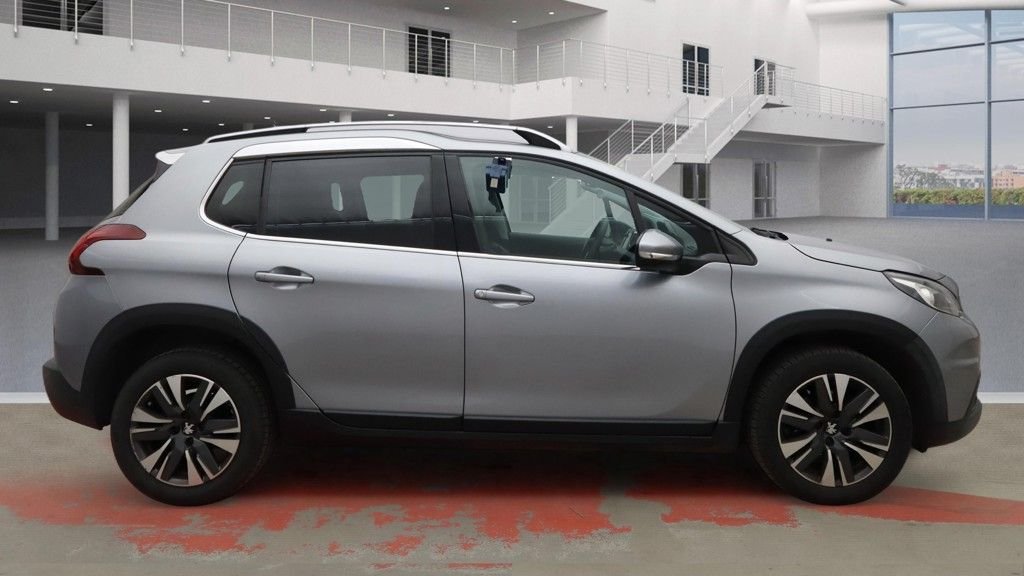 Used Peugeot 2008 2017 for sale - 77765558: Photo 5