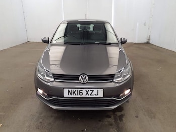 Used Volkswagen Polo 2016 for sale - 75716706: Photo