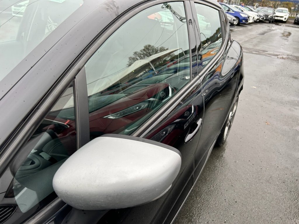 Used Renault Clio 2017 for sale - 76711289: Photo 25