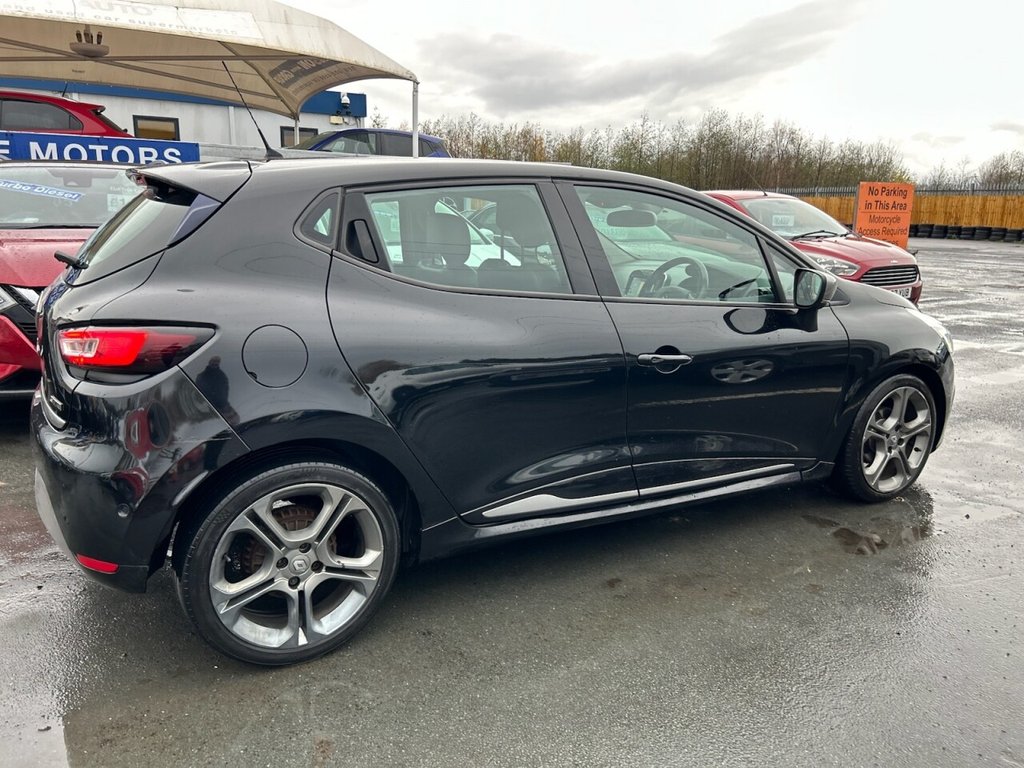 Used Renault Clio 2017 for sale - 76711289: Photo 38
