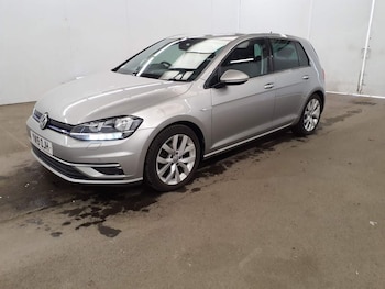 Used Volkswagen Golf 2019 for sale - 78850541: Photo