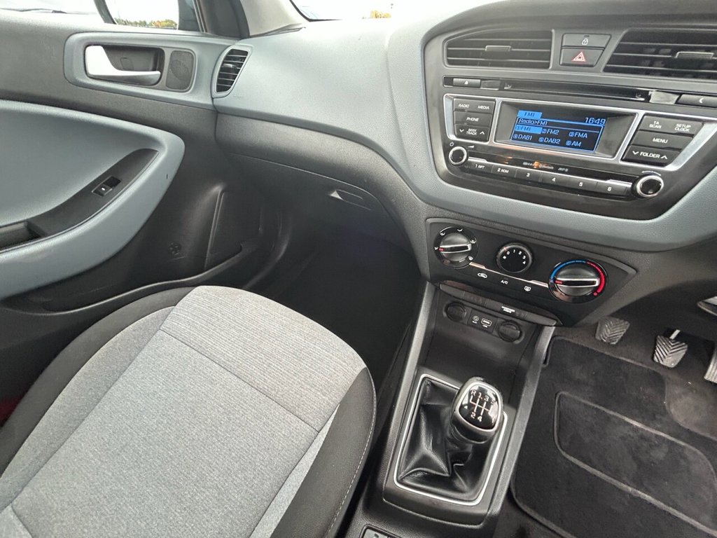 Used Hyundai i20 2016 for sale - 76038741: Photo 14