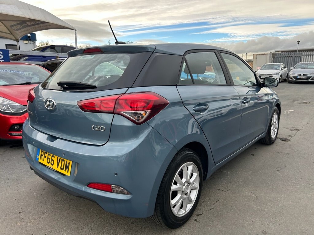 Used Hyundai i20 2016 for sale - 76038741: Photo 32