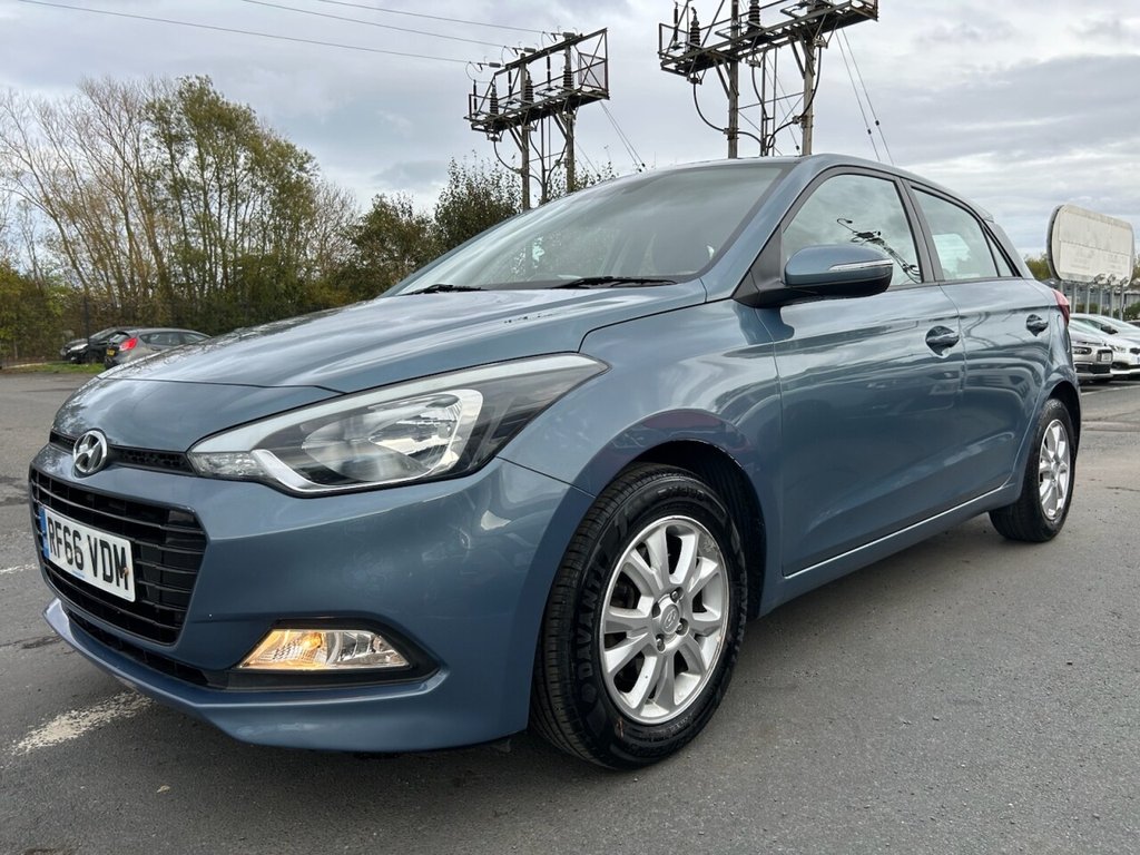 Used Hyundai i20 2016 for sale - 76038741: Photo 9