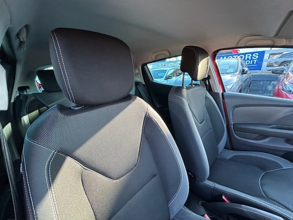 Used Renault Clio 2018 for sale - 74434465: Photo 31