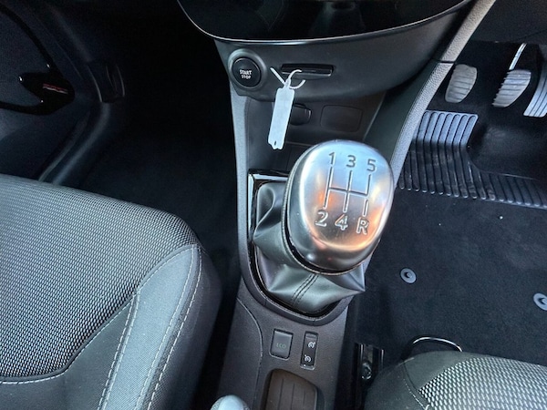 Used Renault Clio 2018 for sale - 74434465: Photo 35