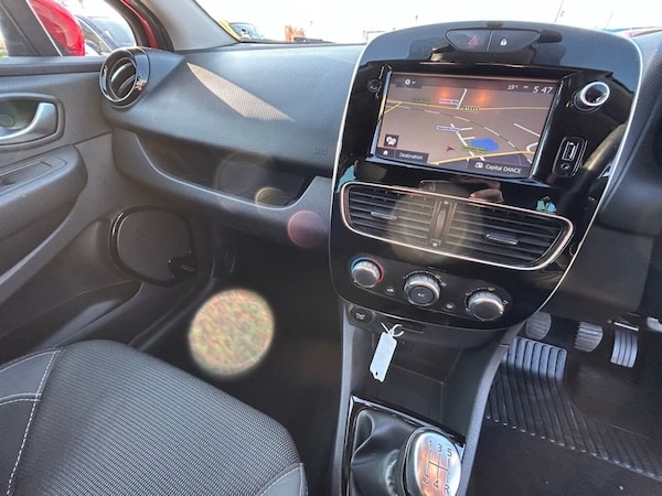 Used Renault Clio 2018 for sale - 74434465: Photo 40