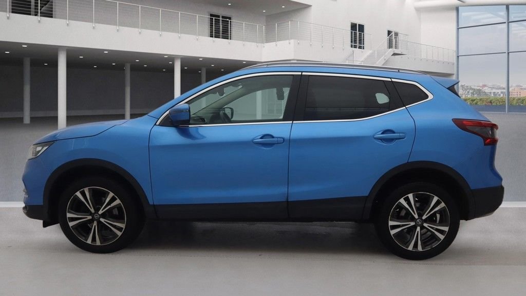 Used Nissan Qashqai 2017 for sale - 77356410: Photo 6