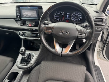 Used Hyundai i30 2018 for sale - 78349587: Photo