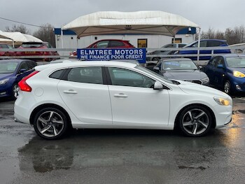 Used Volvo V40 2016 for sale - 77849740: Photo