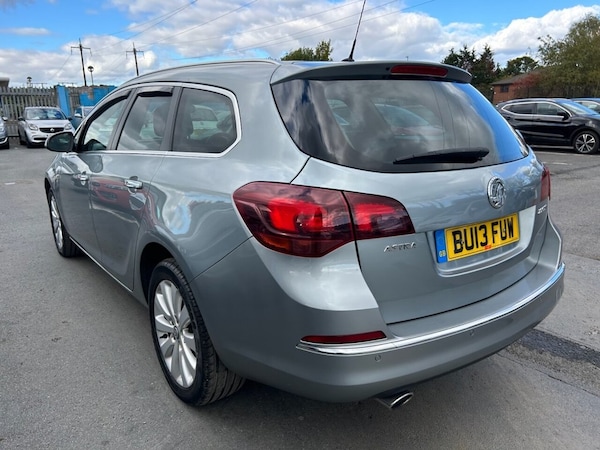 Used Vauxhall Astra 2013 for sale - 76009615: Photo 25
