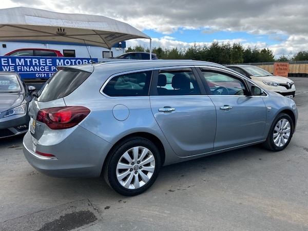 Used Vauxhall Astra 2013 for sale - 76009615: Photo 42