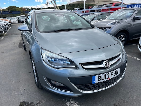 Used Vauxhall Astra 2013 for sale - 76009615: Photo 4