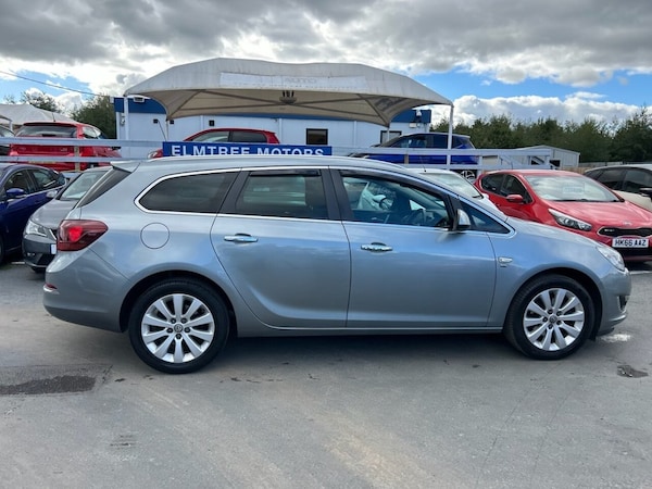 Used Vauxhall Astra 2013 for sale - 76009615: Photo 50