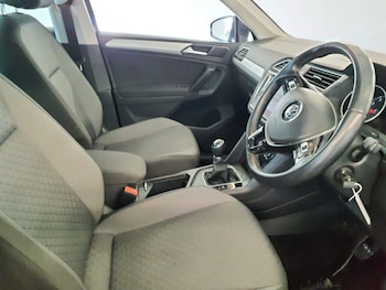 Used Volkswagen Tiguan 2019 for sale - 77594299: Photo