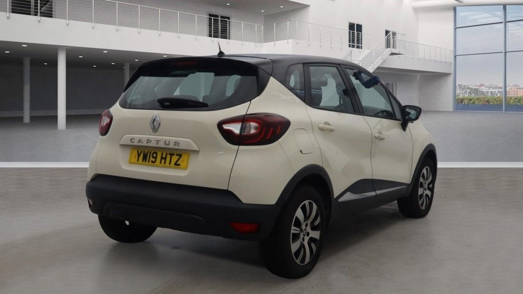 Used Renault Captur 2019 for sale - 77655134: Photo 4