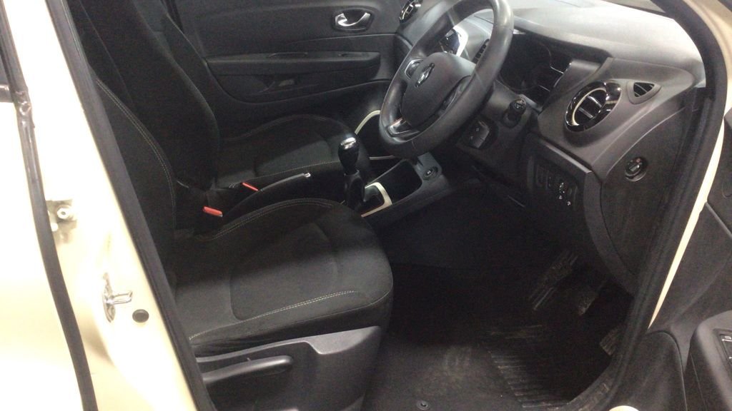 Used Renault Captur 2019 for sale - 77655134: Photo 8
