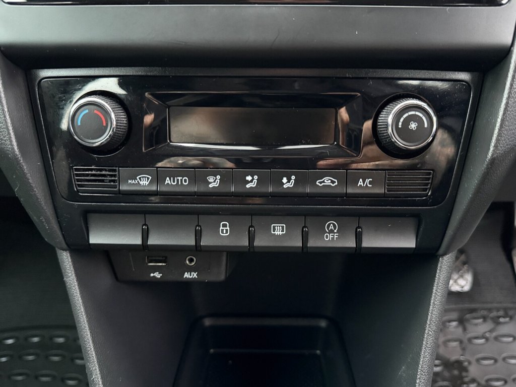 Used Skoda Rapid Spaceback 2017 for sale - 76855184: Photo 47