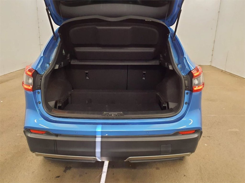 Used Nissan Qashqai 2018 for sale - 76605120: Photo 8