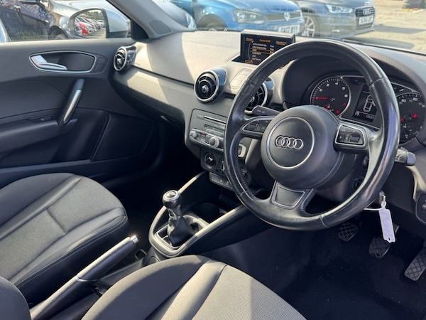 Used Audi A1 2017 for sale - 75432636: Photo 2
