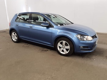 Volkswagen - Golf