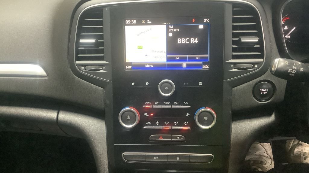 Used Renault Megane 2017 for sale - 77384505: Photo 10