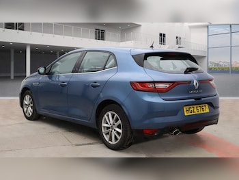 Used Renault Megane 2017 for sale - 77384505: Photo