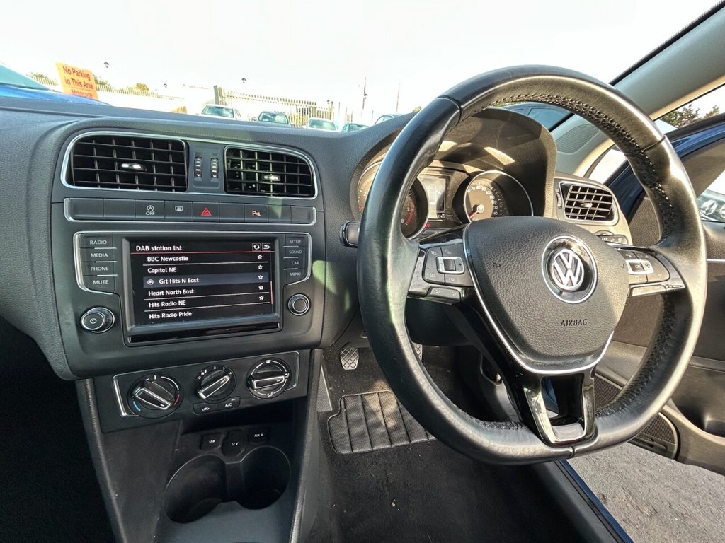 Used Volkswagen Polo 2014 for sale - 76223562: Photo 8