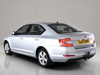 Used Skoda Octavia 2017 for sale - 79550511: Photo