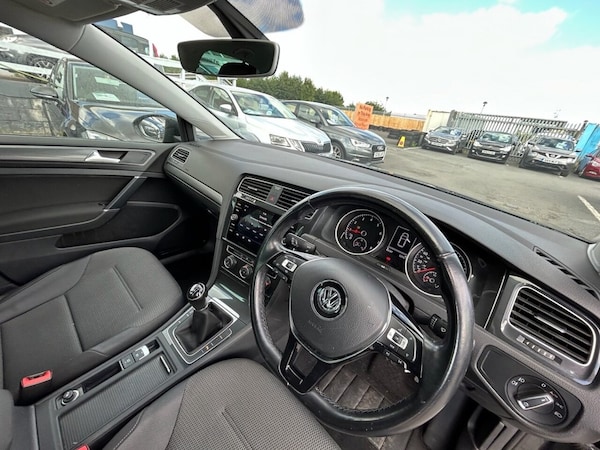 Used Volkswagen Golf 2019 for sale - 75242446: Photo 2