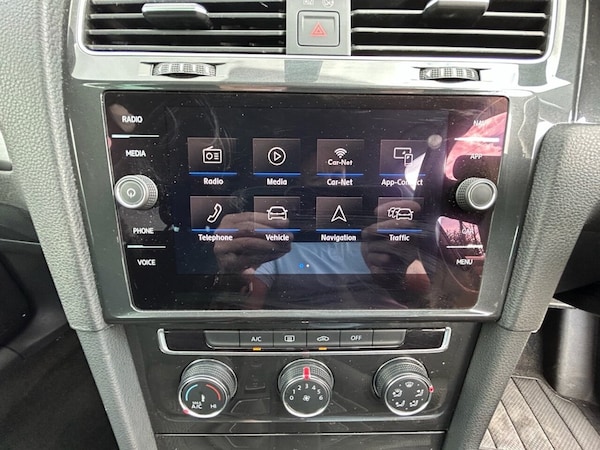 Used Volkswagen Golf 2019 for sale - 75242446: Photo 8