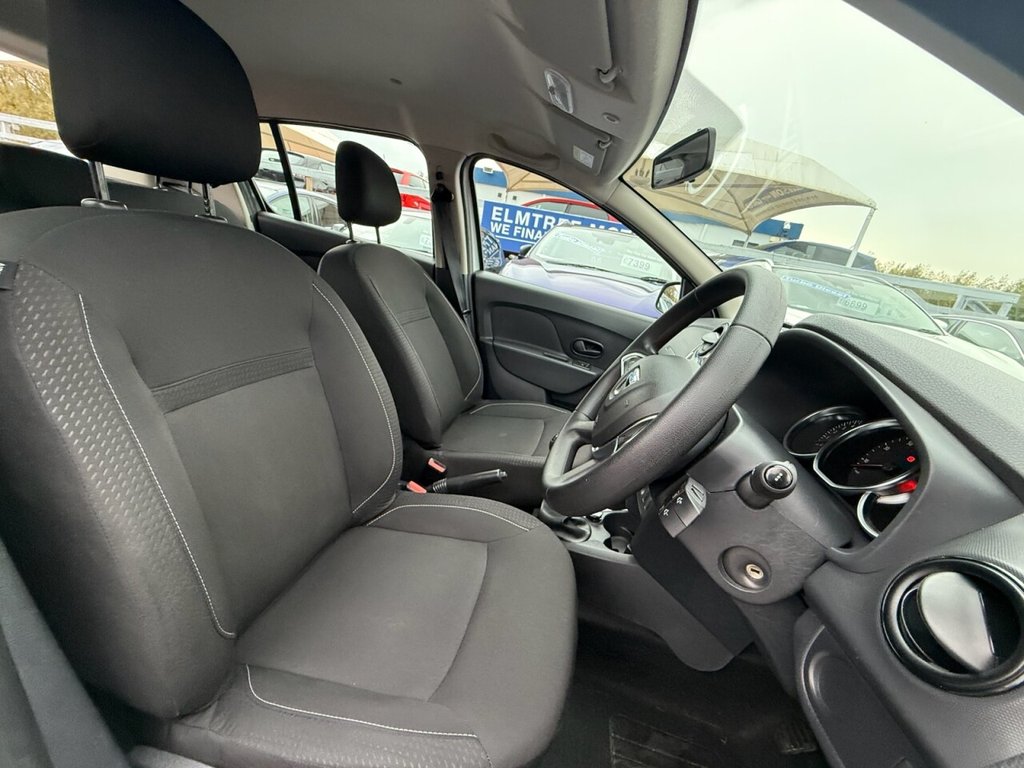 Used Dacia Sandero 2020 for sale - 76367733: Photo 41