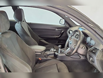 Used BMW 2 Series 2019 for sale - 77734864: Photo