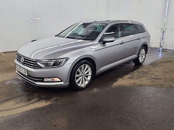 Used Volkswagen Passat 2017 for sale - 77905307: Photo