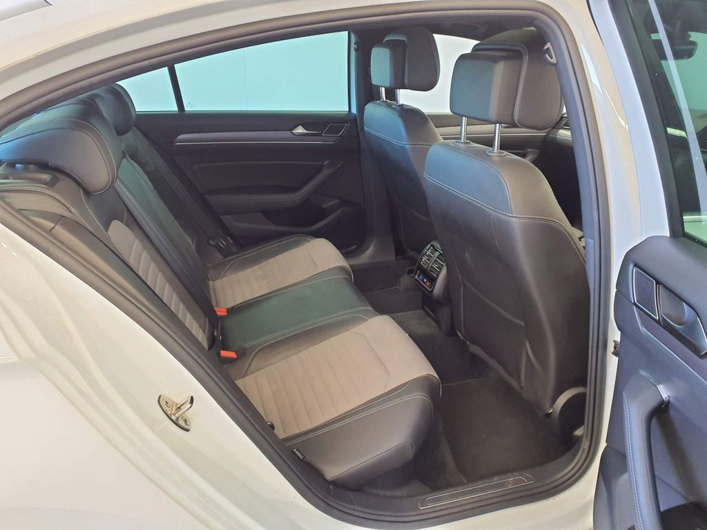 Used Volkswagen Passat 2017 for sale - 78181597: Photo 11