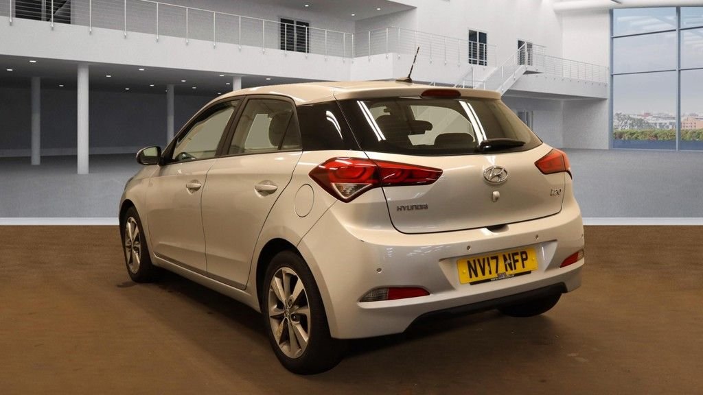 Used Hyundai i20 2017 for sale - 76367615: Photo 4