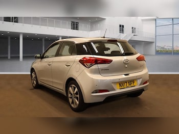 Used Hyundai i20 2017 for sale - 76367615: Photo
