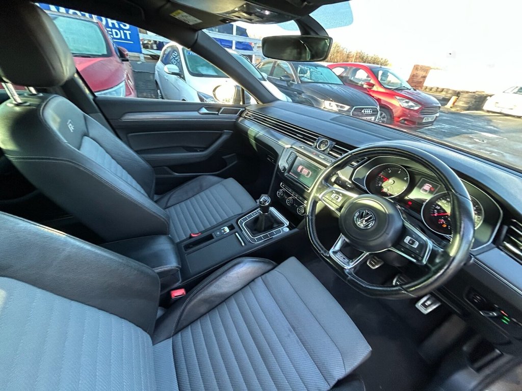 Used Volkswagen Passat 2015 for sale - 76768628: Photo 2