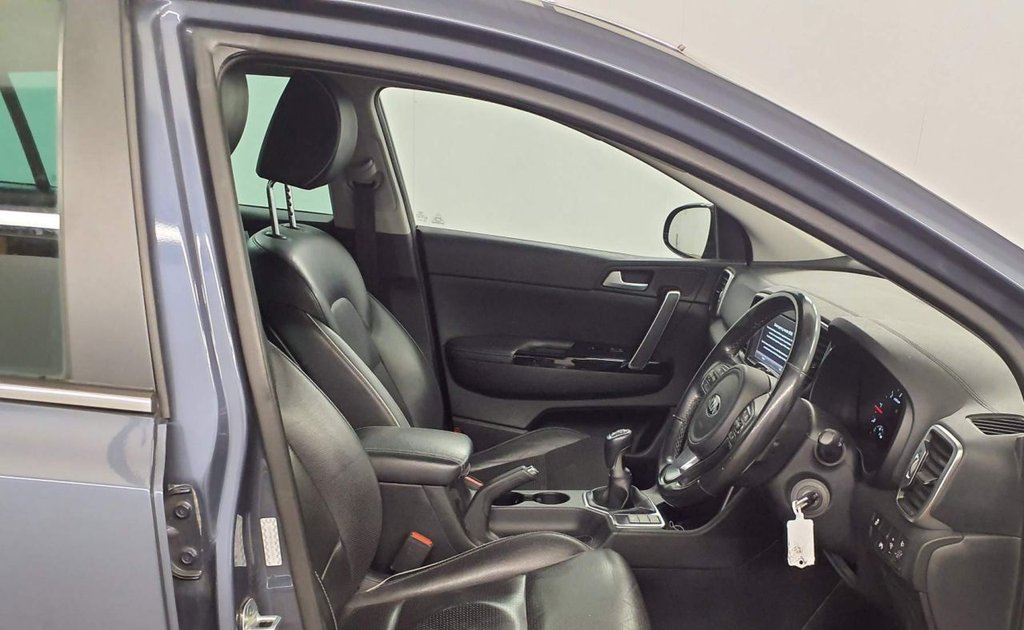 Used Kia Sportage 2016 for sale - 78111235: Photo 2