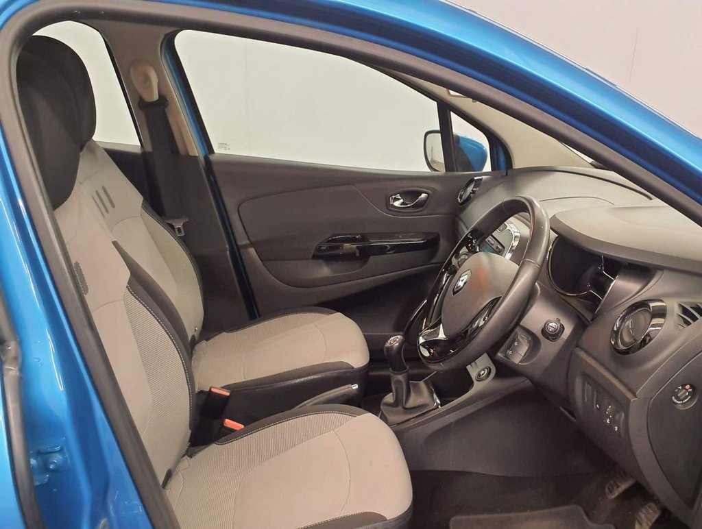 Used Renault Captur 2014 for sale - 78181459: Photo 2