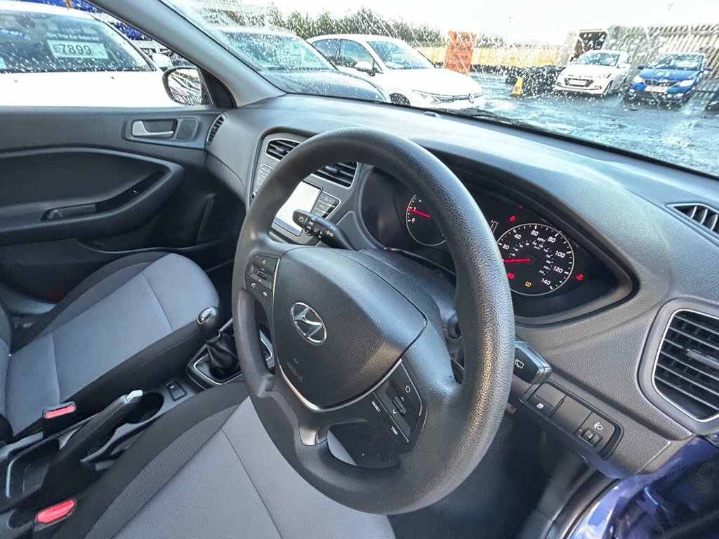 Used Hyundai i20 2018 for sale - 77236592: Photo 2