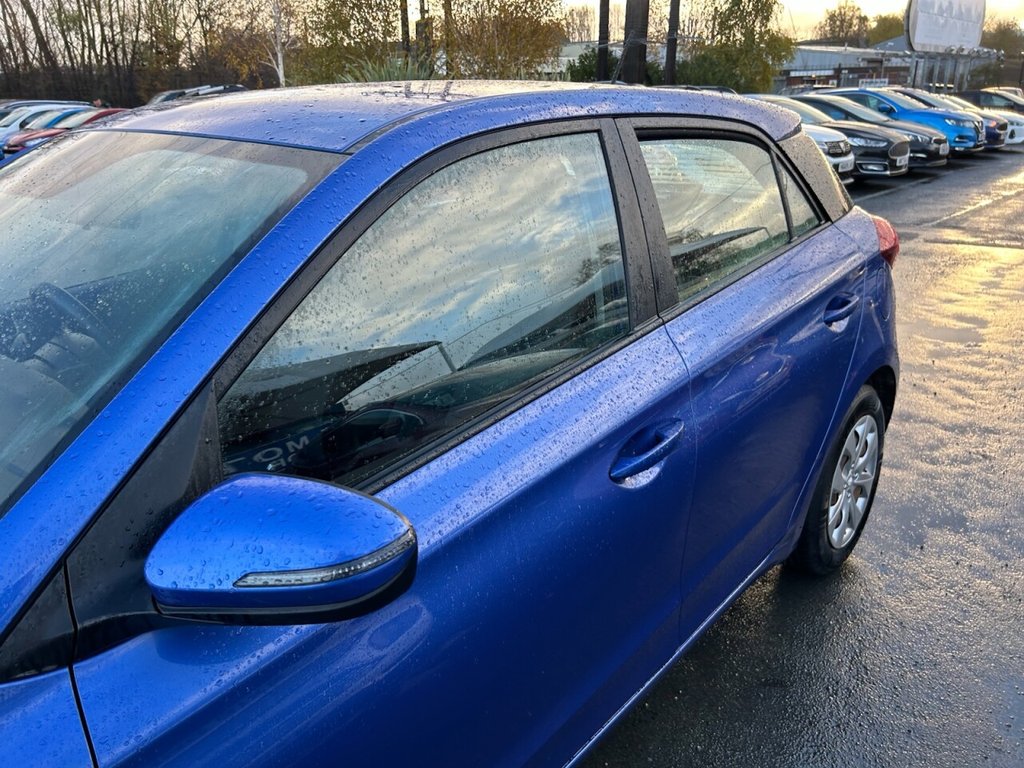 Used Hyundai i20 2018 for sale - 77236592: Photo 30