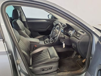 Used Skoda Superb 2016 for sale - 78382490: Photo